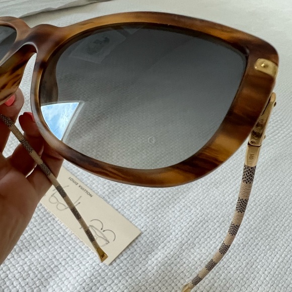 LOUIS VUITTON Damier Azur Charlotte Sunglasses Z0917W Tortoise Multi Pivot Flat - Picture 9 of 16